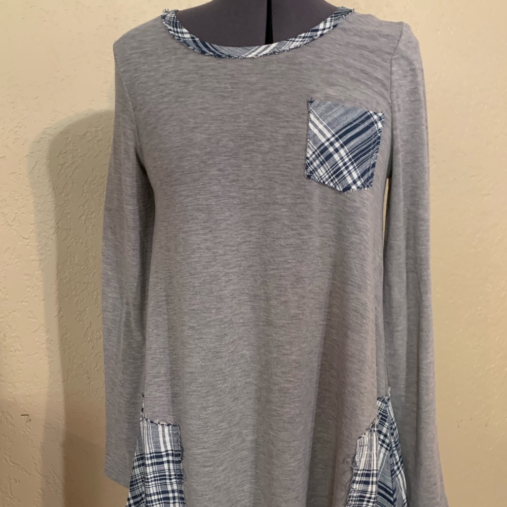 🎄Hem & Thread Long Sleeve Tee